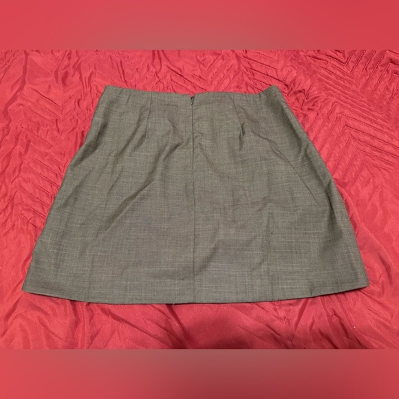 Reformation Taupe Cameron‎ Skirt Size 0 - Picture 3 of 5